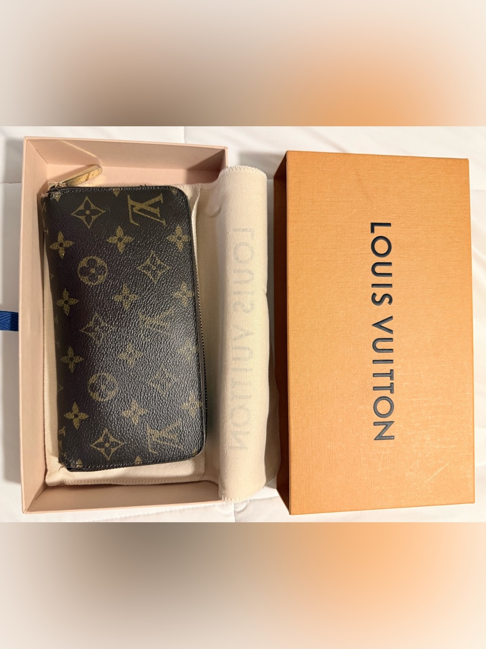 Louis Vuitton Monogram Zip Card Holder Wallet - Brown & Gold